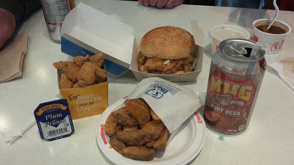 Mary Browns Chicken & Taters | restaurant | 150 Sidney St, Belleville, ON K8P 5E2, Canada | 6139670202 OR +1 613-967-0202