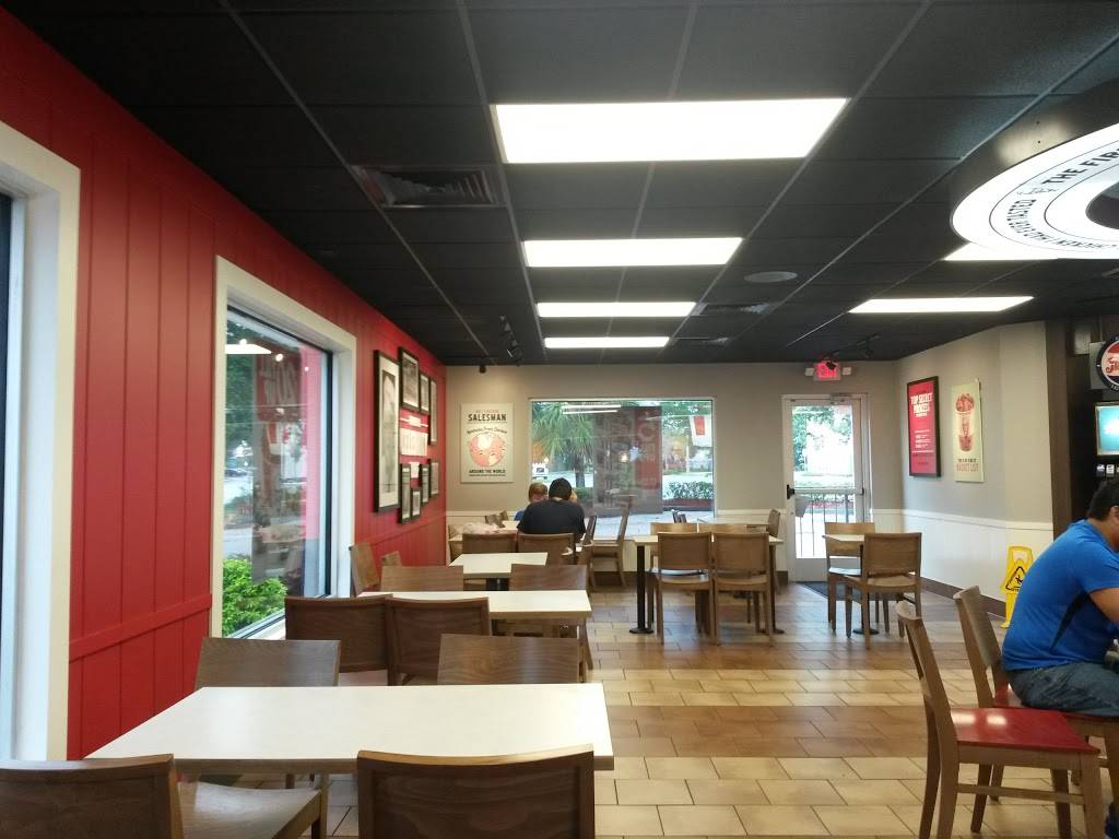 KFC | restaurant | 5808 Cinderlane Pkwy, Orlando, FL 32810, USA | 4072914363 OR +1 407-291-4363