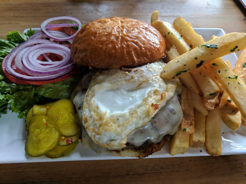 Beer Baron Bar & Kitchen | restaurant | 336 St Mary St, Pleasanton, CA 94566, USA | 9252238577 OR +1 925-223-8577