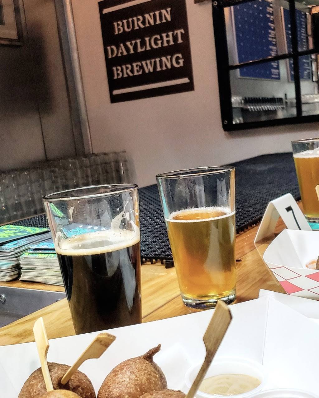 Burnin Daylight Brewing Company | restaurant | 24516 Narbonne Ave Suite #100, Lomita, CA 90717, USA | 4242632117 OR +1 424-263-2117