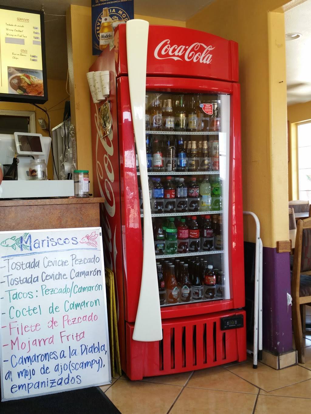 Taqueria Super Taco | meal takeaway | 102 W Naranjo Blvd, Woodlake, CA 93286, USA | 5595643235 OR +1 559-564-3235