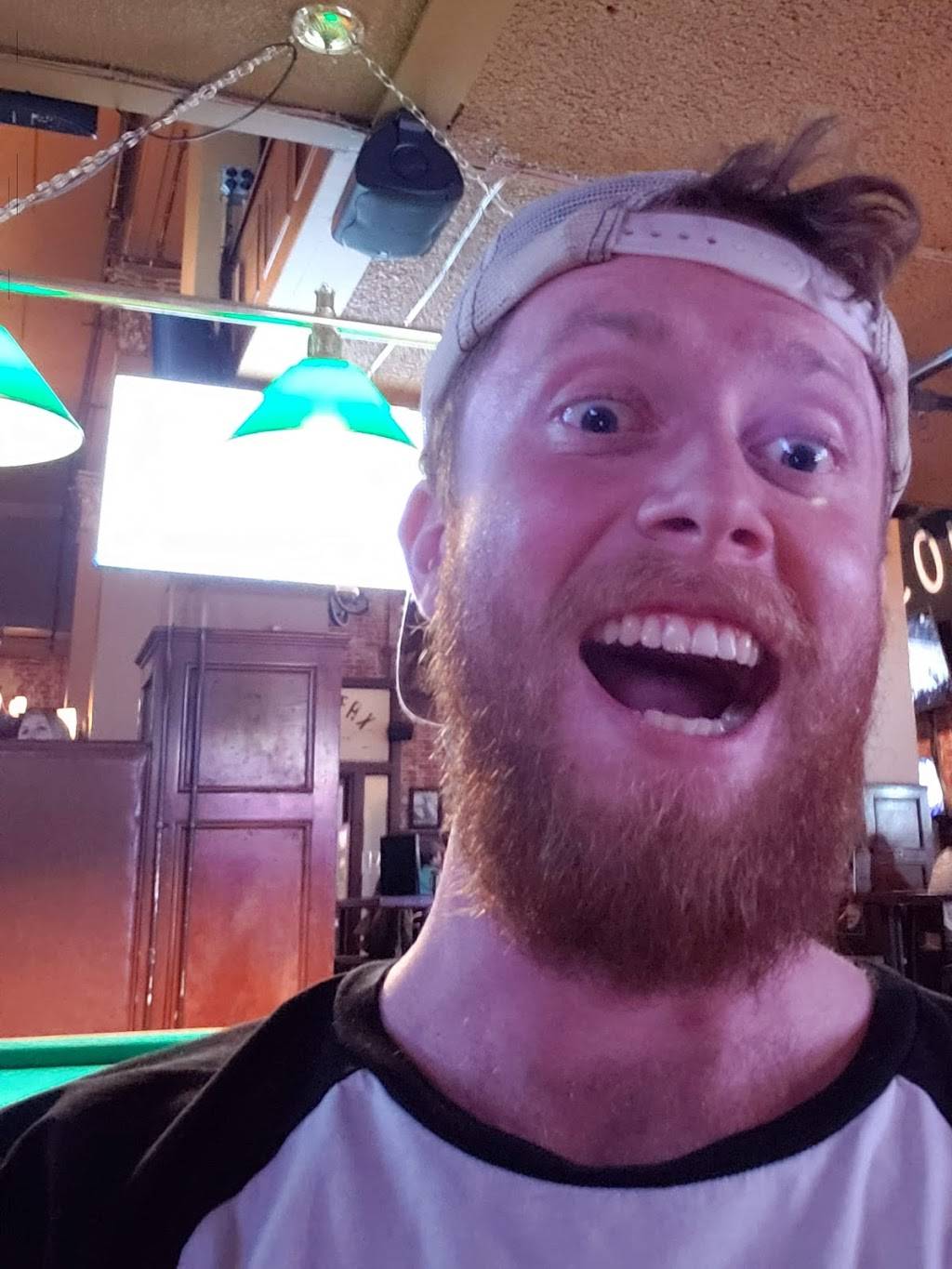 Colfax Sports & Brew | restaurant | 2239 E Colfax Ave, Denver, CO 80206, USA | 3039976886 OR +1 303-997-6886