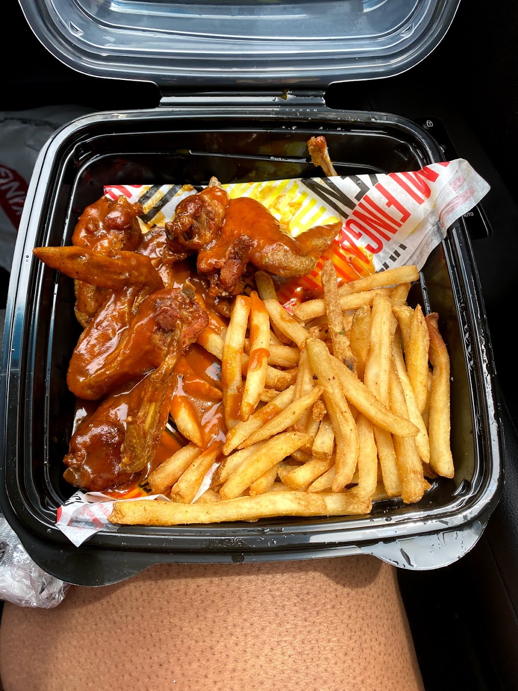 The Licking South Beach | restaurant | 754 Washington Ave, Miami Beach, FL 33139, USA | 3053978588 OR +1 305-397-8588