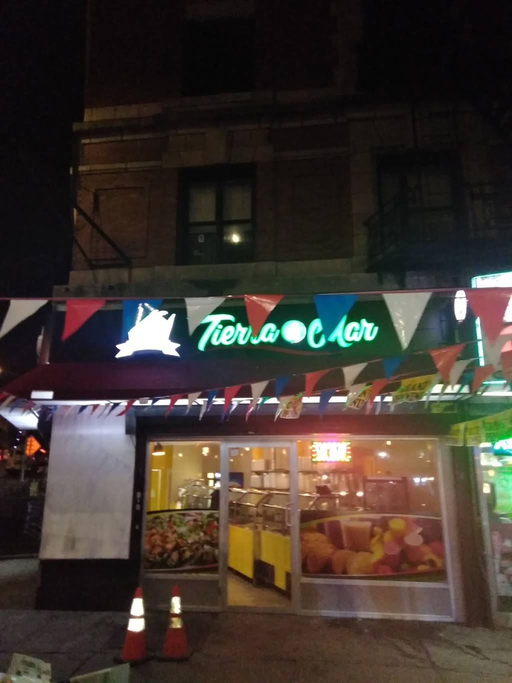 Tierra Y Mar Restaurant | restaurant | 4221 Broadway, New York, NY 10033, USA | 2127400700 OR +1 212-740-0700