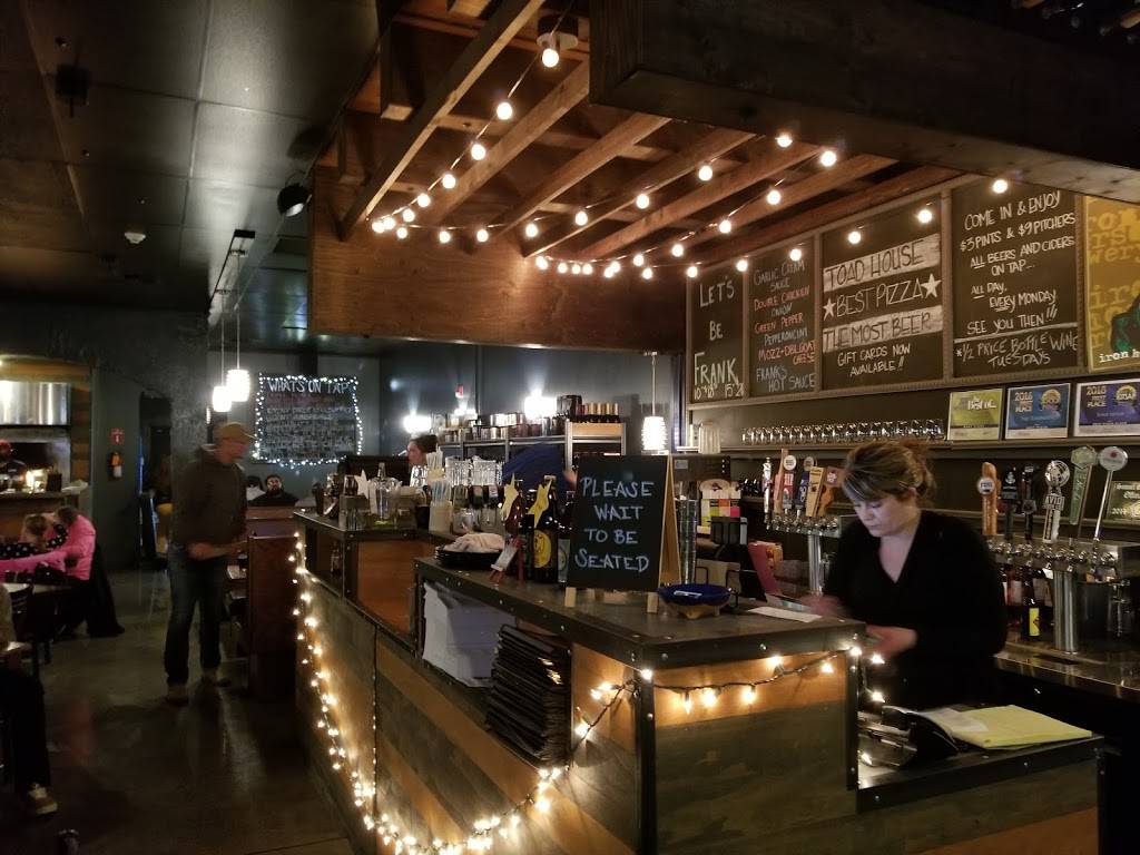 The Toad House | restaurant | 1405 NE McWilliams Rd # 101, Bremerton, WA 98311, USA | 3604788623 OR +1 360-478-8623