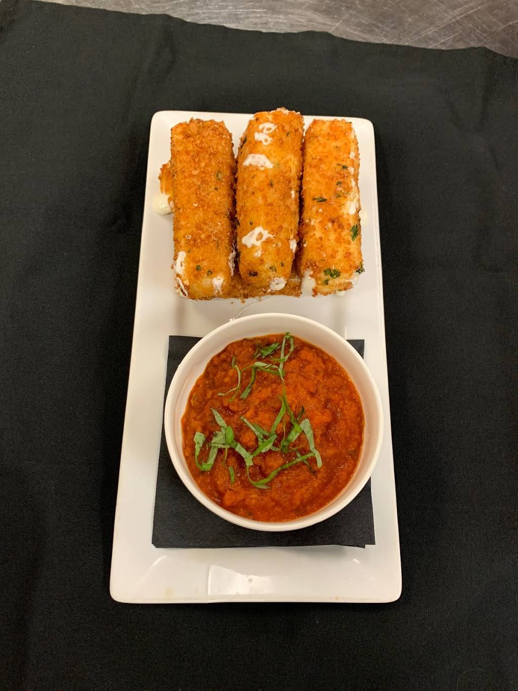 Walkers An American Brasserie | restaurant | 939 3rd St, Muskegon, MI 49440, USA | 2317207123 OR +1 231-720-7123