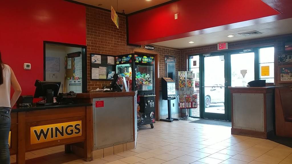 Pizza Hut | restaurant | 7939 Normandy Blvd, Jacksonville, FL 32221, USA | 9047833229 OR +1 904-783-3229