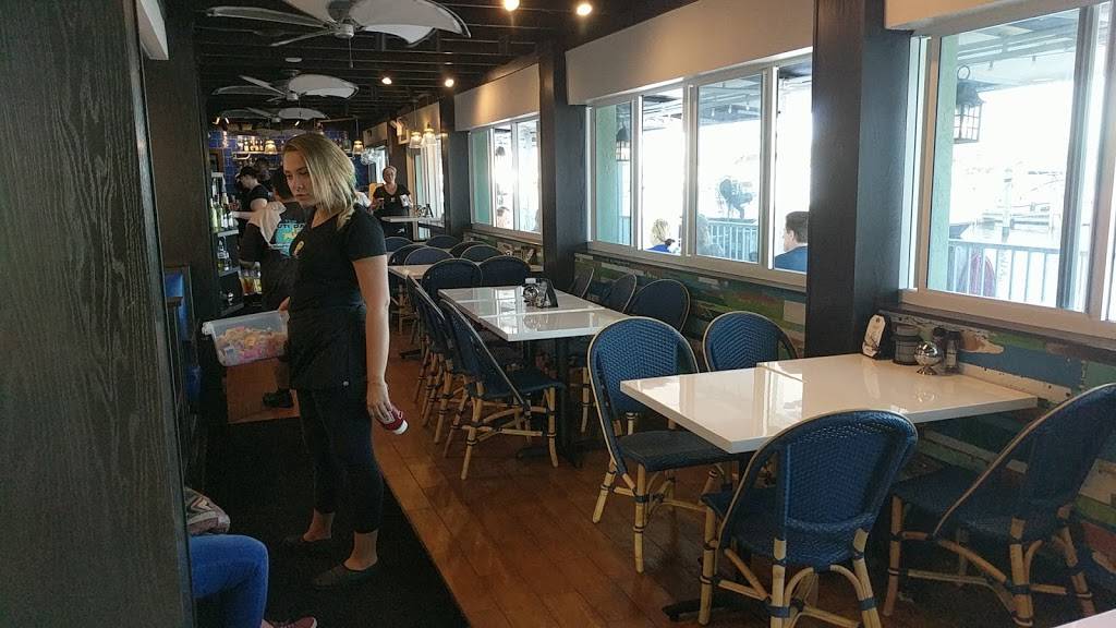 The Nauti Dawg Marina Cafe | cafe | 2841 Marina Cir, Lighthouse Point, FL 33064, USA | 9549410246 OR +1 954-941-0246