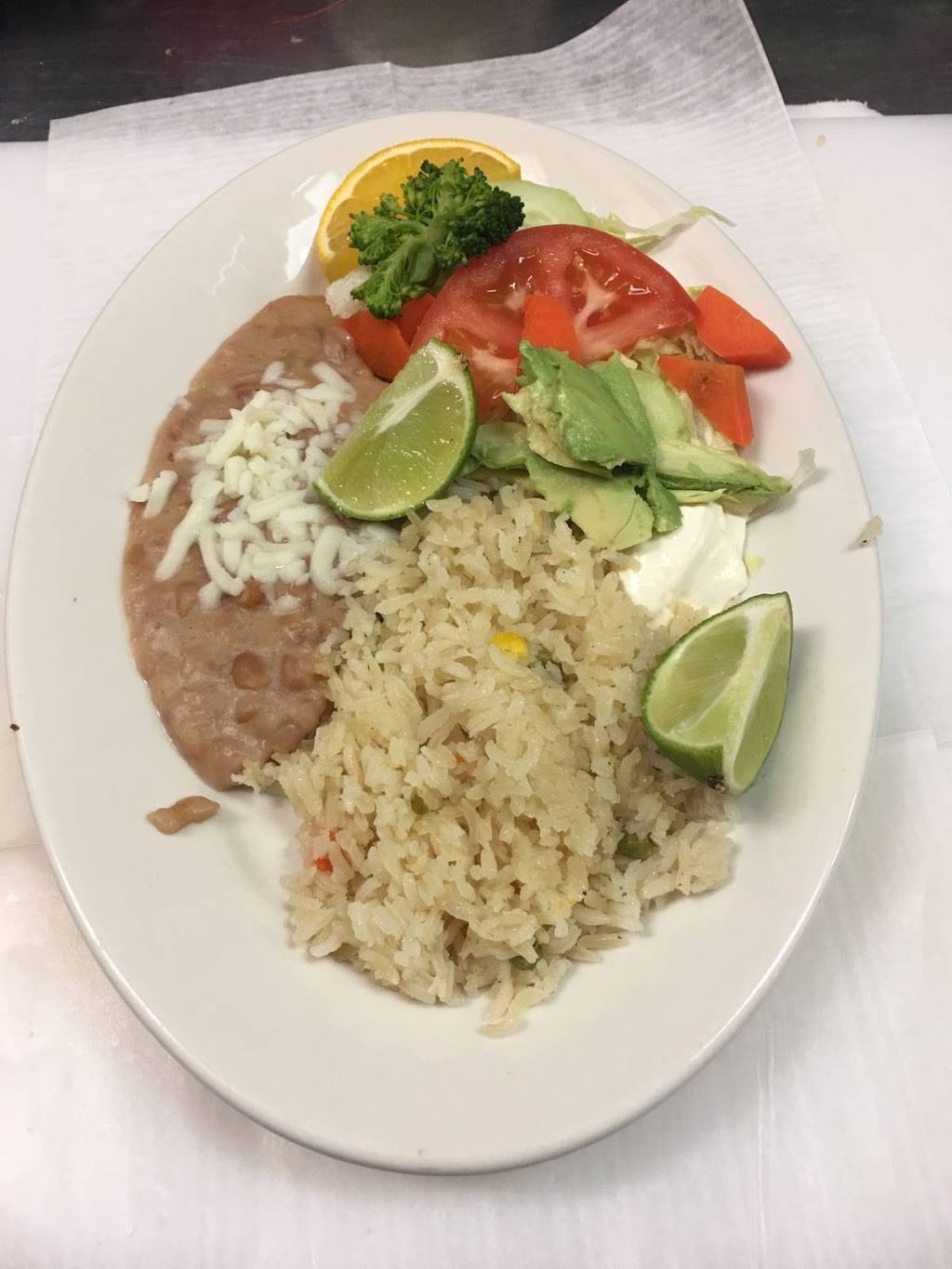 La Bamba SeaFood | restaurant | 1913, 2619 Chapman Hwy, Knoxville, TN 37920, USA | 8657665339 OR +1 865-766-5339