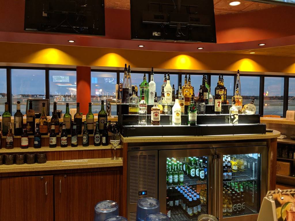 Applebees Grill + Bar | restaurant | 1 Richard E Byrd Terminal Dr #103, Richmond, VA 23250, USA | 8042221227 OR +1 804-222-1227