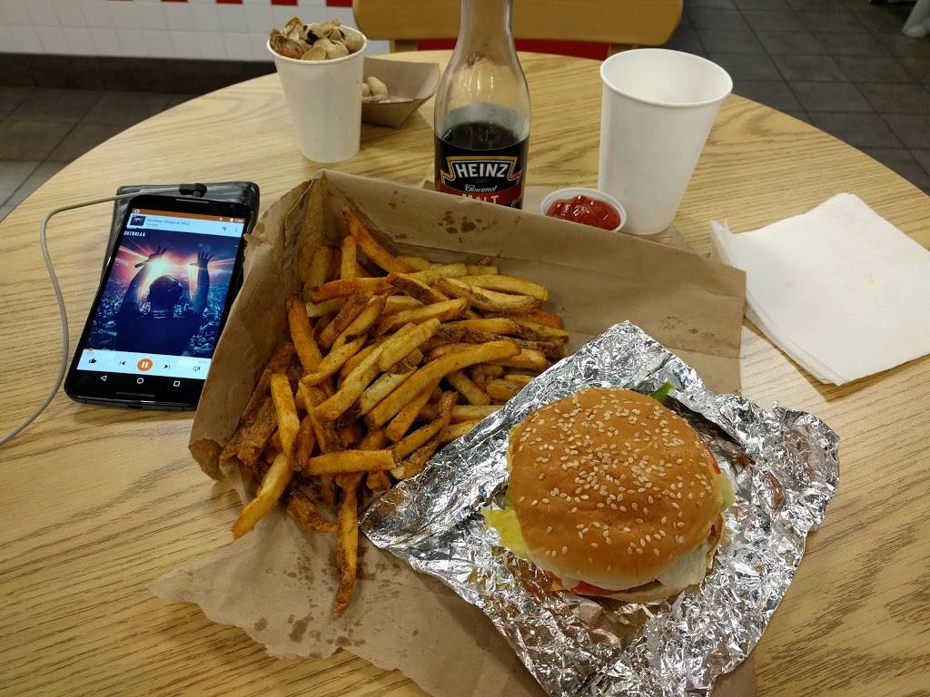 Five Guys | meal takeaway | 4222 NW 16th Blvd, Gainesville, FL 32605, USA | 3522647790 OR +1 352-264-7790