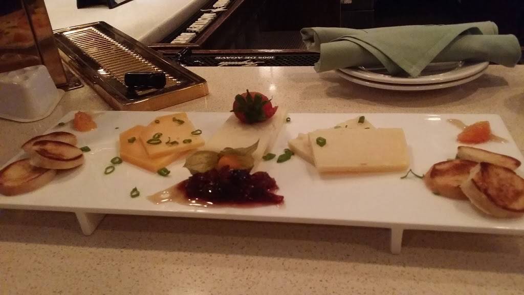 Tavern Off The Green | restaurant | 432 Bantam Rd, Litchfield, CT 06759, USA | 8603616764 OR +1 860-361-6764