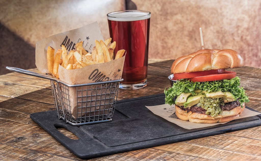 Cafe Americano Ocean Drive | restaurant | 1144 Ocean Dr, Miami Beach, FL 33139, USA | 7867303549 OR +1 786-730-3549