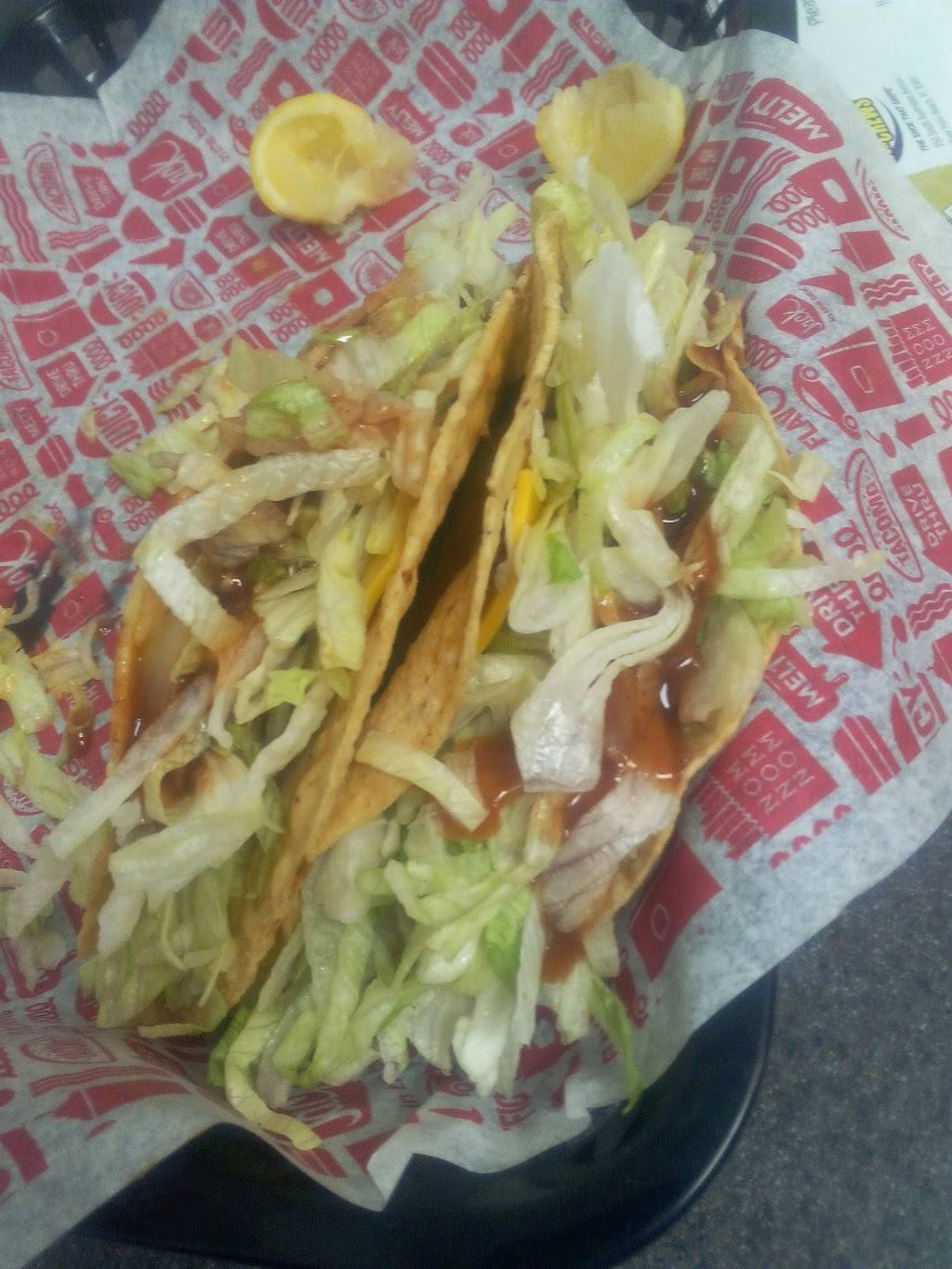 Jack in the Box | restaurant | 390 W Olive Ave, Porterville, CA 93257, USA | 5597810155 OR +1 559-781-0155