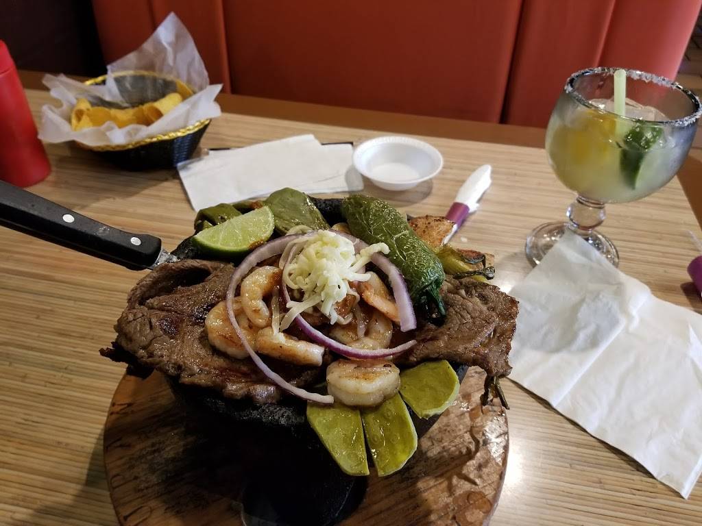 Mi Rancho | restaurant | 2549 S Saunders St, Raleigh, NC 27603, USA | 9198360807 OR +1 919-836-0807