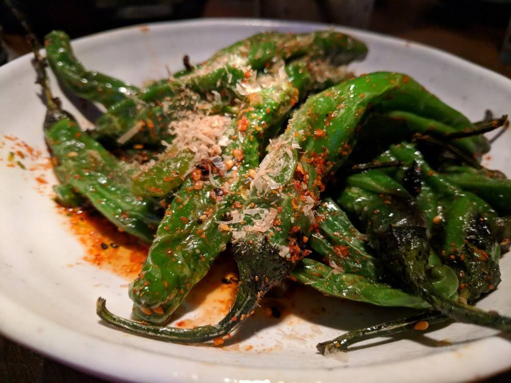 Takumi Izakaya Bar | restaurant | 826 J St, Sacramento, CA 95814, USA | 9162284095 OR +1 916-228-4095