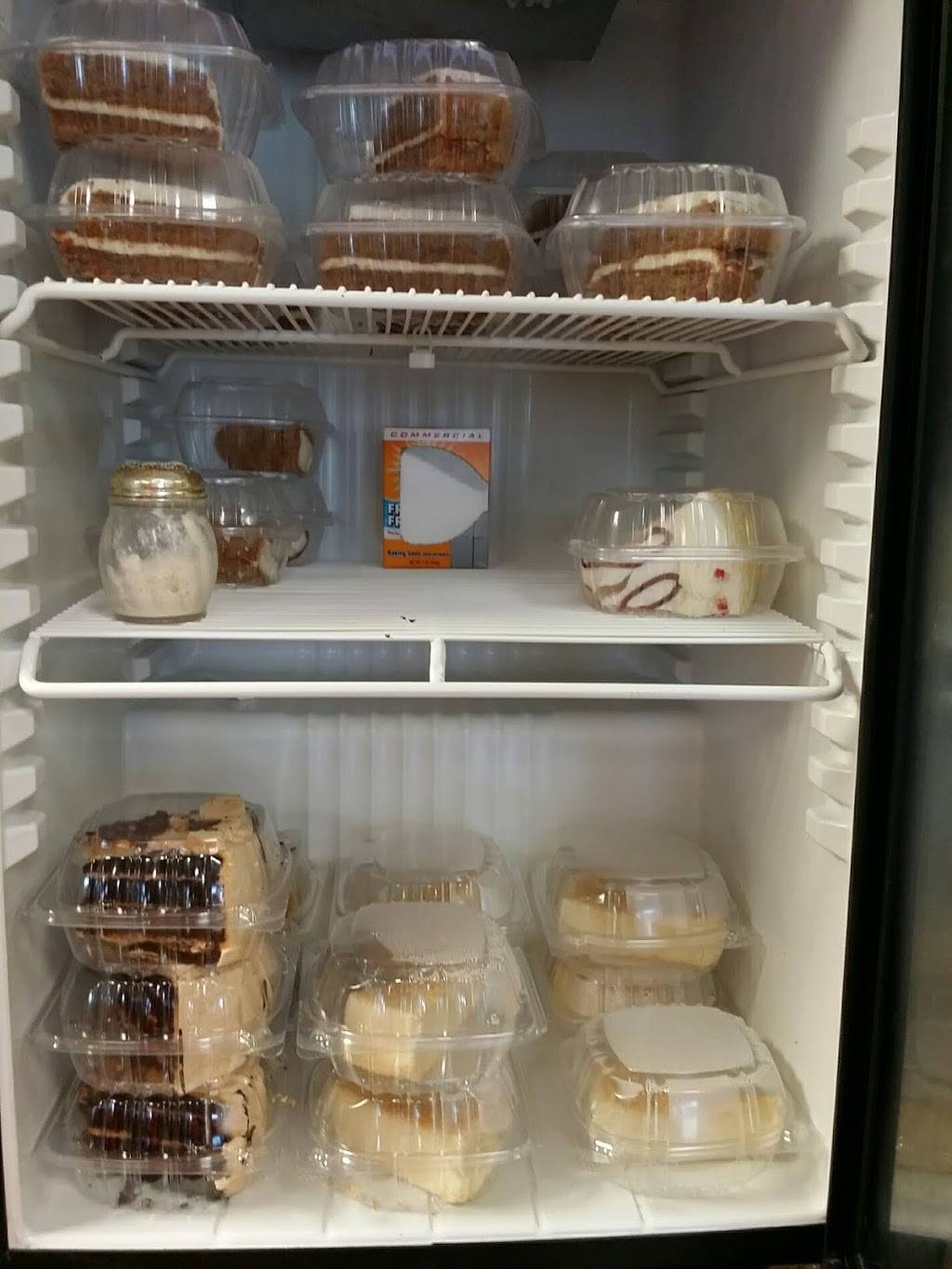 Franks Pizzaria | restaurant | 100 Jestan Blvd, New Castle, DE 19720, USA | 3028385955 OR +1 302-838-5955