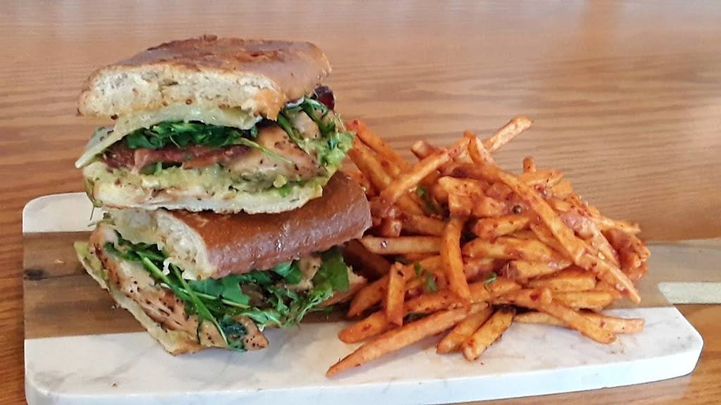 First Draft Taproom & Kitchen | restaurant | 1230 S Olive St, Los Angeles, CA 90015, USA | 2135365267 OR +1 213-536-5267