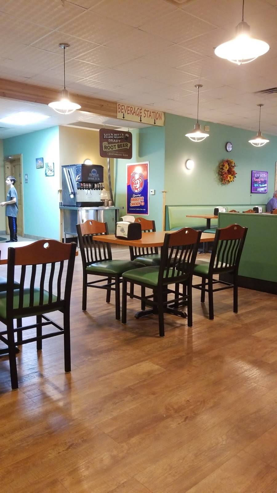 Cone Corral & Pizzeria | restaurant | 115 Ames St, Elk Rapids, MI 49629, USA | 2312646880 OR +1 231-264-6880