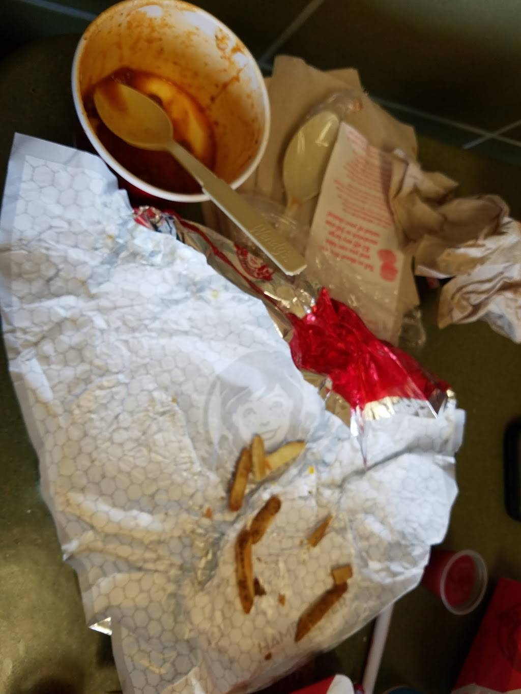 Wendys | restaurant | 1061 Collinsville Crossing, Collinsville, IL 62234, USA | 6183433767 OR +1 618-343-3767