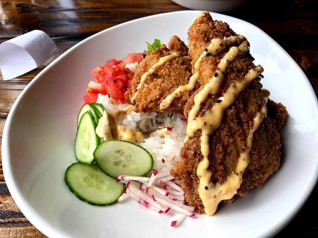 The Waterfront | restaurant | 4201 S Orange Ave, Orlando, FL 32806, USA | 4078660468 OR +1 407-866-0468