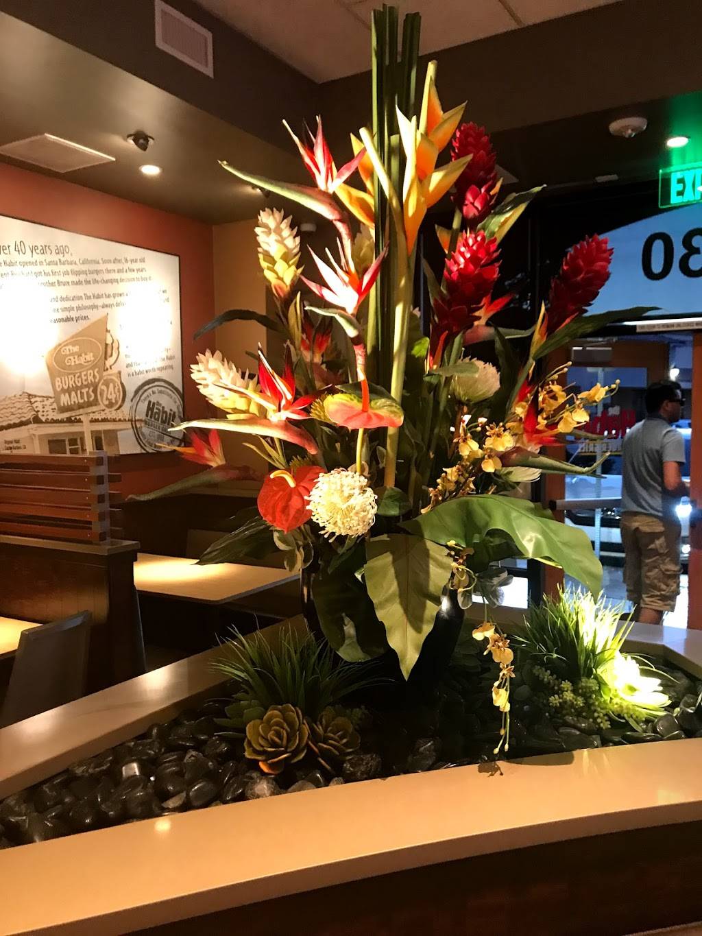 The Habit Burger Grill | restaurant | 4830 Blue Diamond Rd, Las Vegas, NV 89139, USA | 7022600050 OR +1 702-260-0050