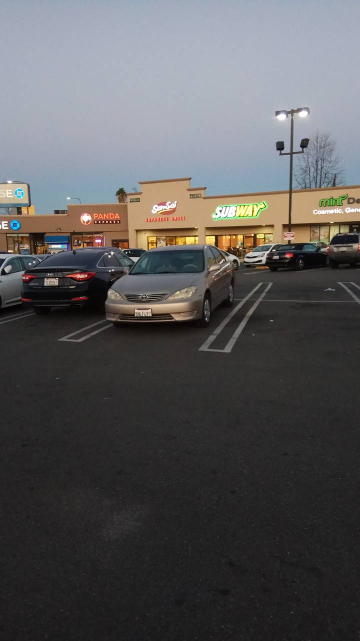 San Sai Japanese Grill | restaurant | 20042 Ventura Blvd, Woodland Hills, CA 91364, USA | 8187129759 OR +1 818-712-9759