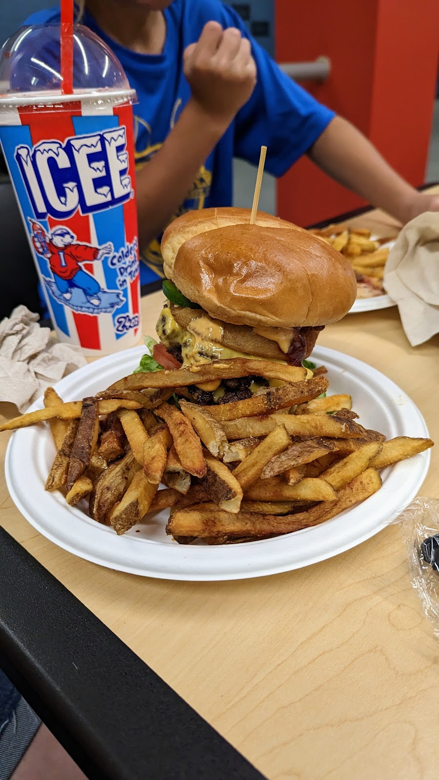 Pavlovs Cafe | restaurant | 2100 NE 52nd St, Oklahoma City, OK 73111, USA | 4056023760 OR +1 405-602-3760