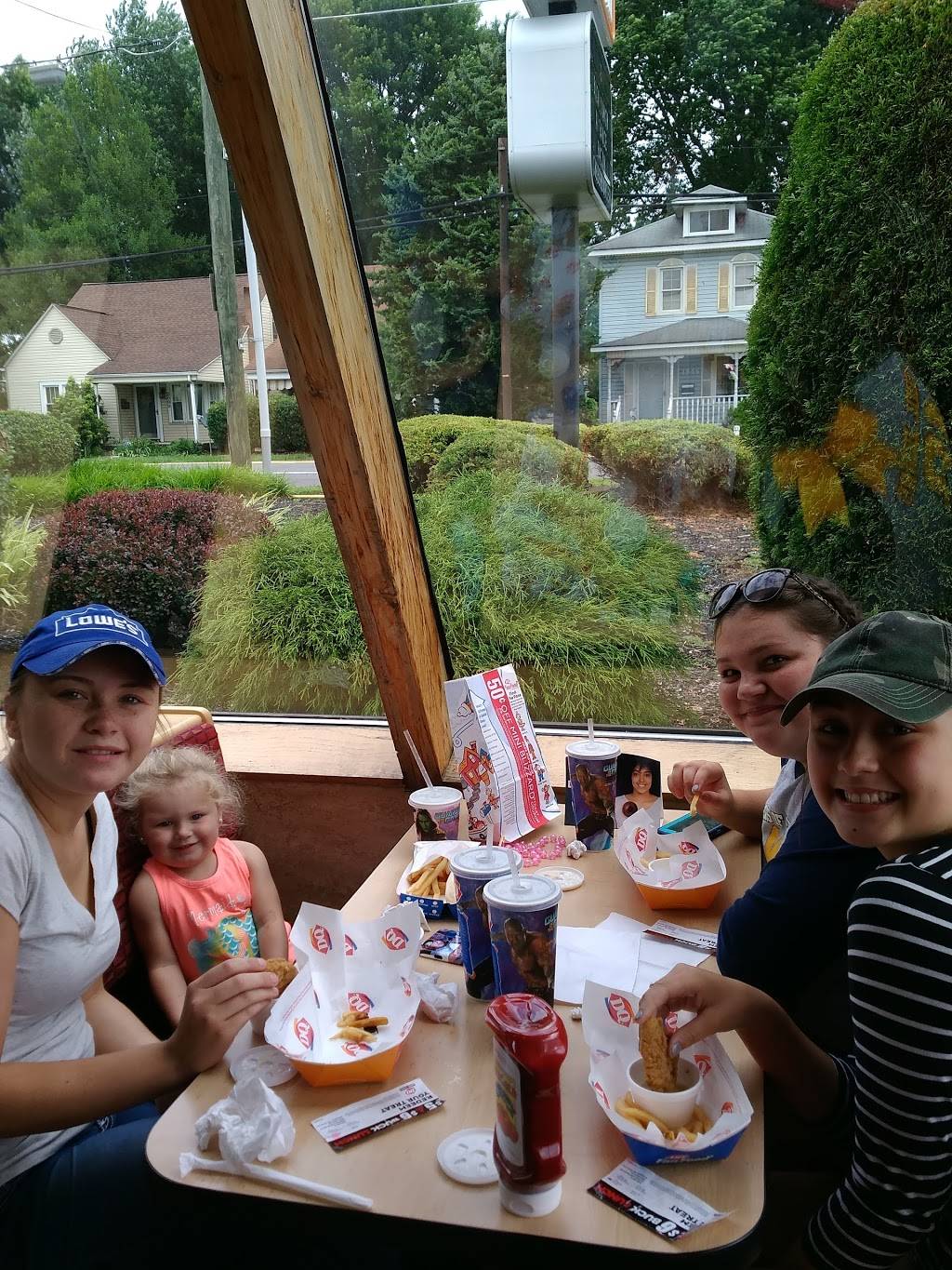 Dairy Queen | restaurant | 1939 Adams Ave, Huntington, WV 25704, USA | 3044291304 OR +1 304-429-1304