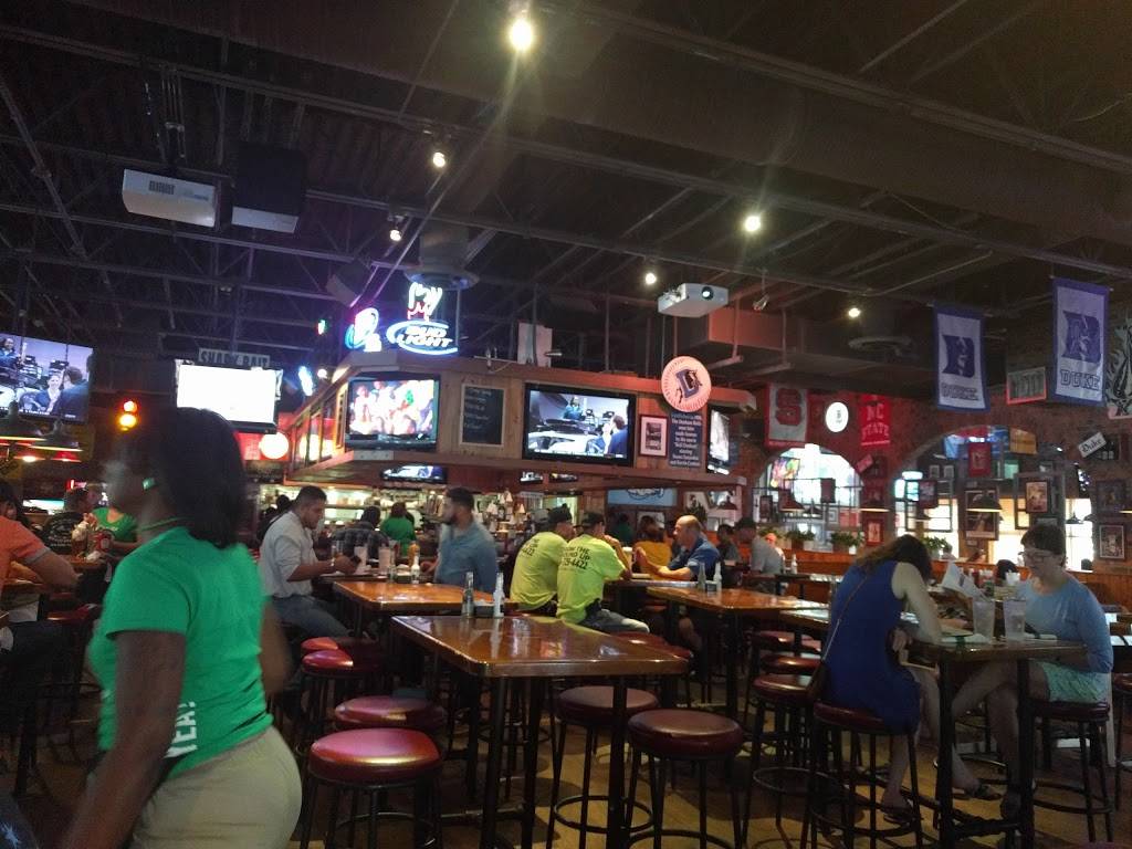 Carolina Ale House | restaurant | 3911 Durham-Chapel Hill Blvd, Durham, NC 27707, USA | 9194902001 OR +1 919-490-2001