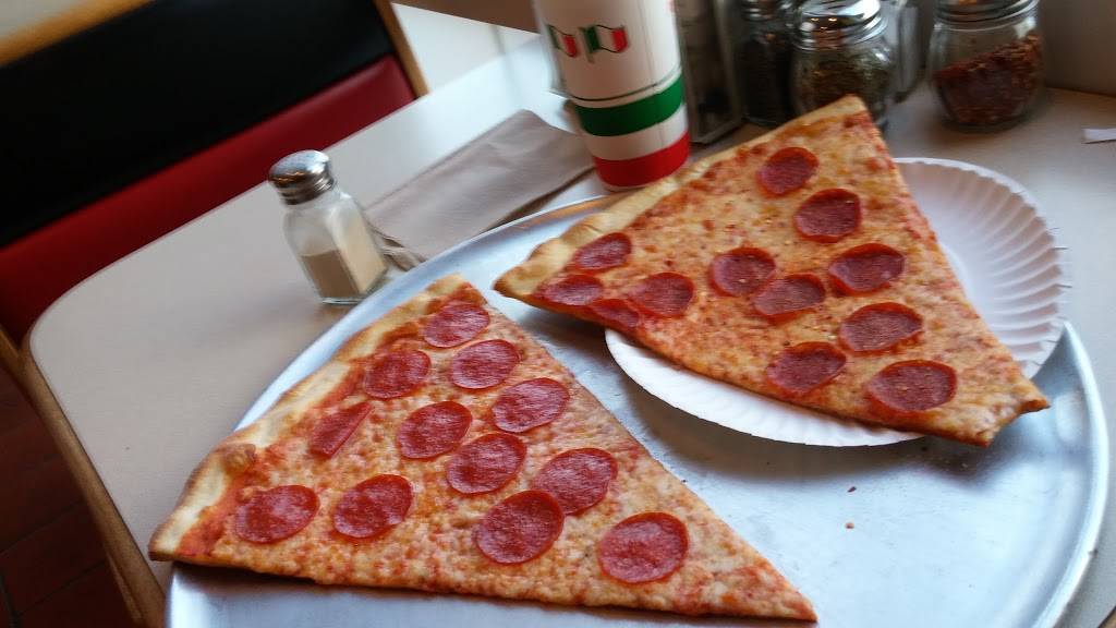 Tonys Pizza | restaurant | 1530 Overland Park Ln, Charlotte, NC 28262, USA | 7046886880 OR +1 704-688-6880