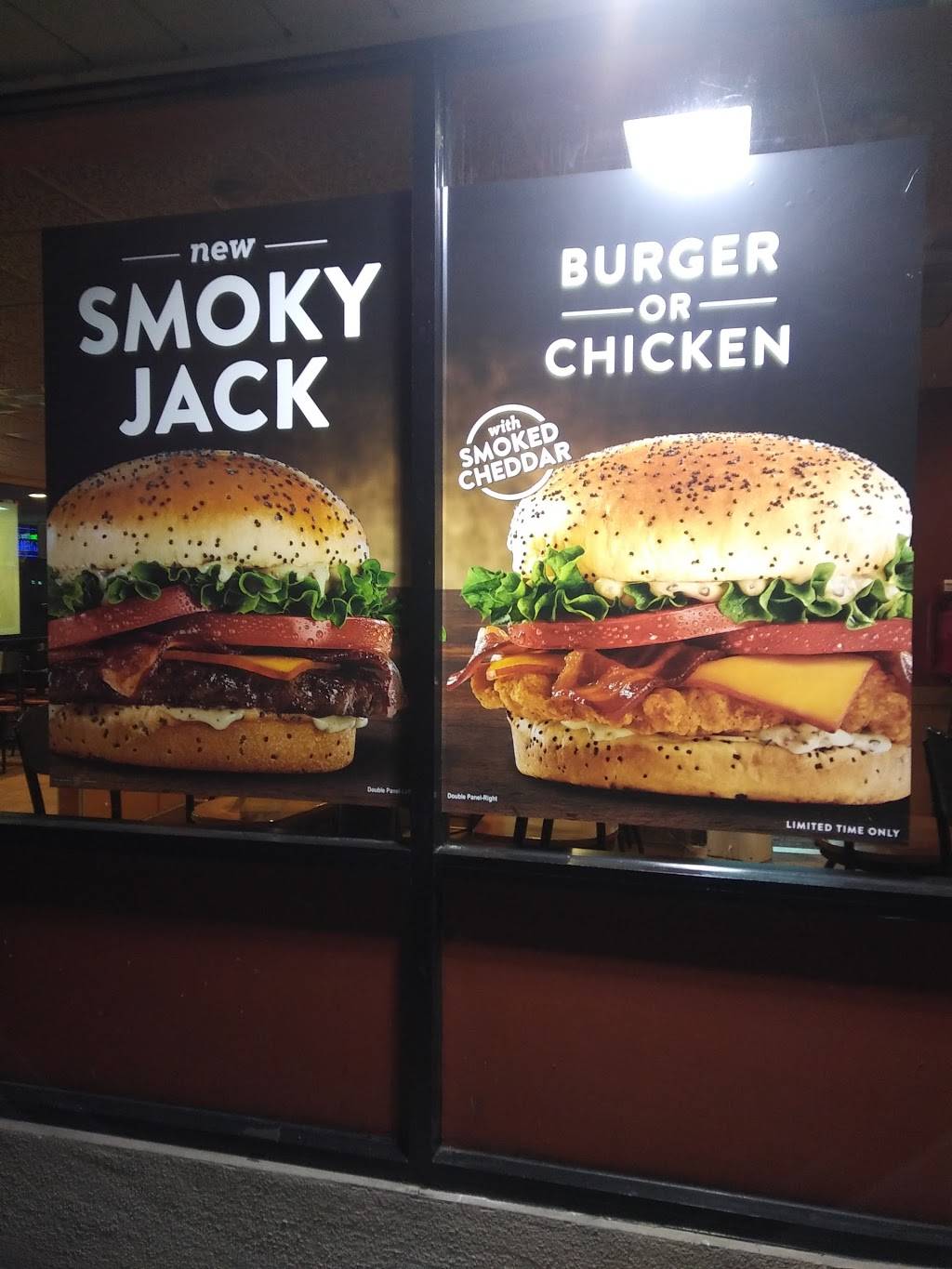 Jack in the Box | restaurant | 2293 Arden Way, Sacramento, CA 95825, USA | 9169229569 OR +1 916-922-9569