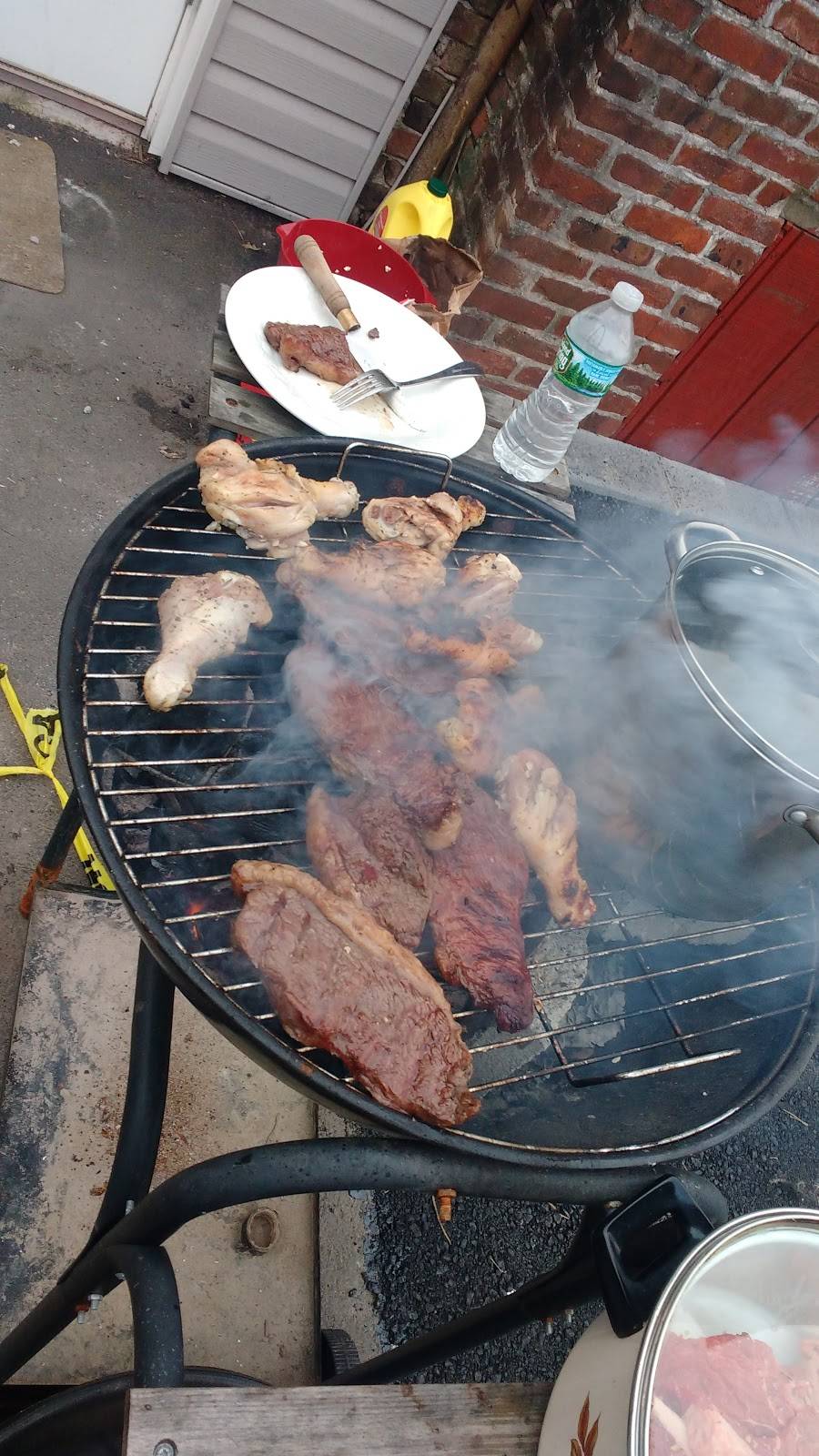 Fleming BBQ | restaurant | 105 Fleming Ave, Newark, NJ 07105, USA | 9734919848 OR +1 973-491-9848