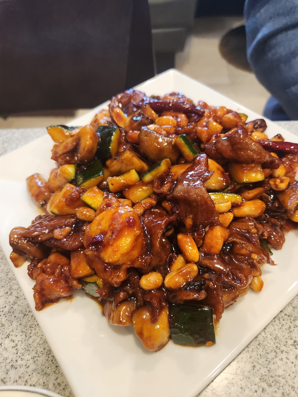 MS CHEN 56 | restaurant | 5601 S 56th St Ste 11, Lincoln, NE 68516, USA | 4029048000 OR +1 402-904-8000