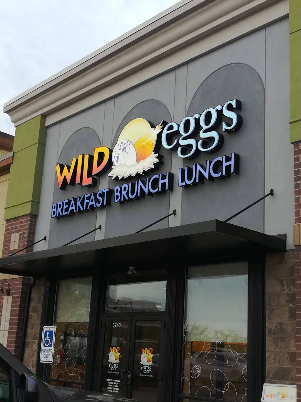 Wild Eggs Oakley | restaurant | 3240 Vandercar Way, Cincinnati, OH 45209, USA | 5132858802 OR +1 513-285-8802