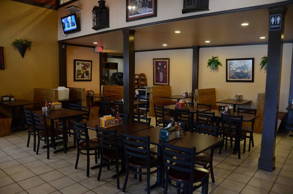 Chilangos Mexican Restaurant | restaurant | 720 W Main St, Woodbury, TN 37190, USA | 6155637113 OR +1 615-563-7113