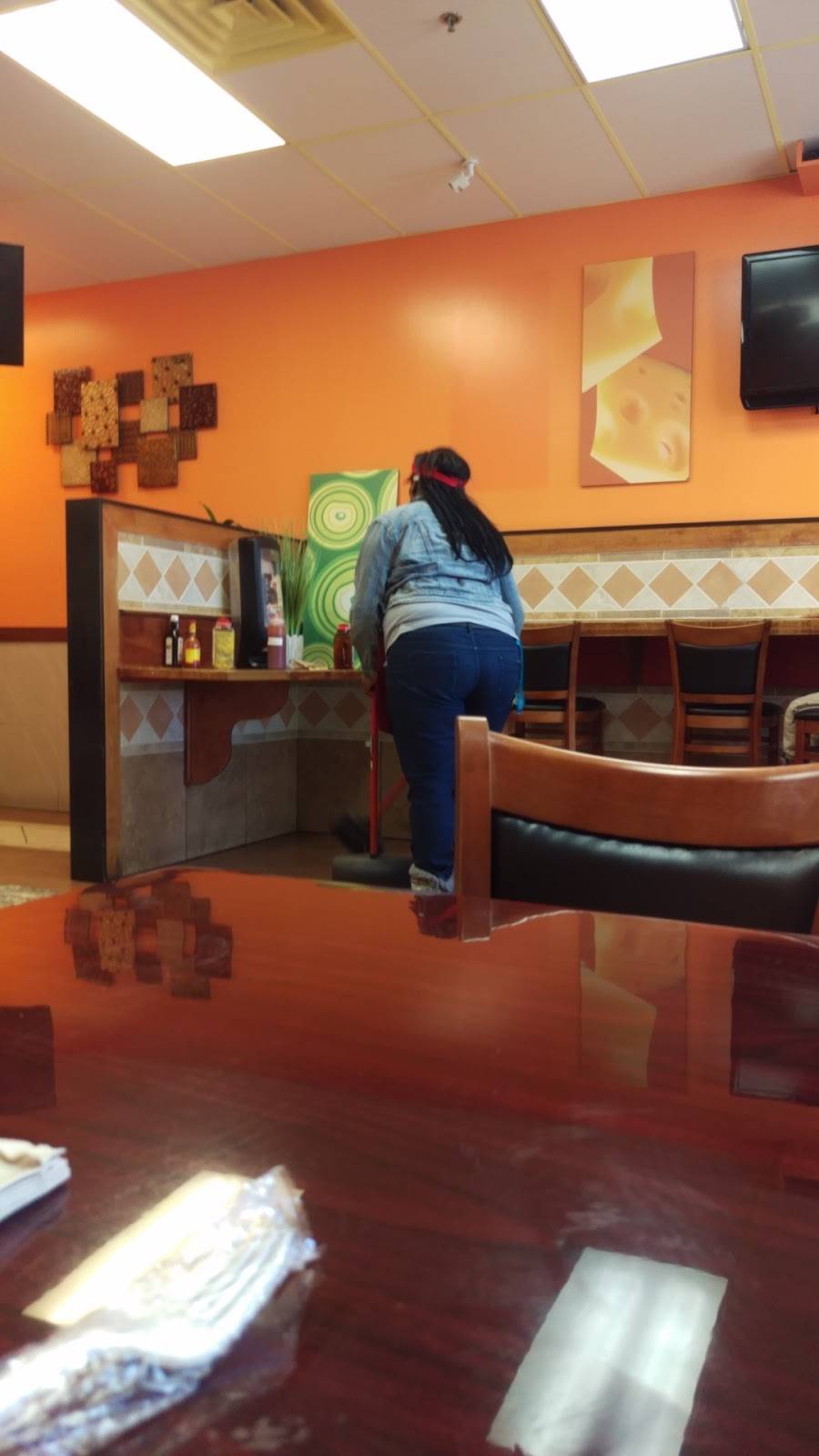 American Deli | restaurant | 971 Ann St, Montgomery, AL 36107, USA | 3342626122 OR +1 334-262-6122