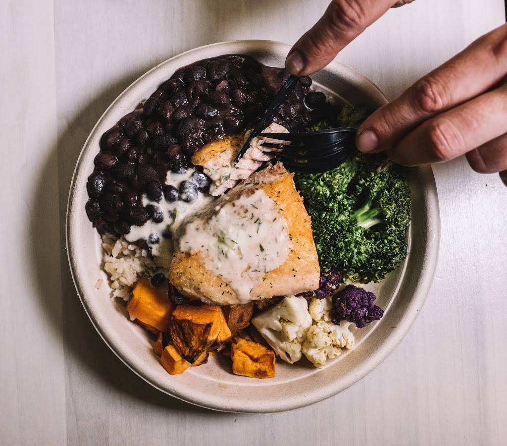 AKtakeaway | restaurant | 150 W Jefferson Ave, Detroit, MI 48226, USA | 3137713030 OR +1 313-771-3030