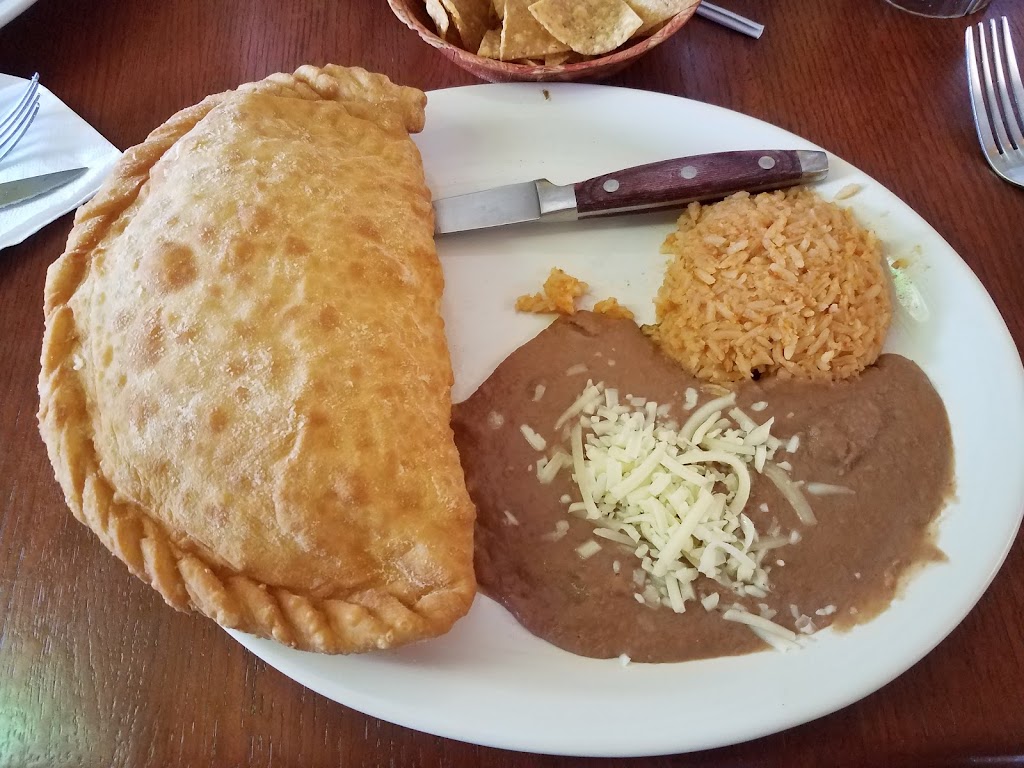 El Zarape | restaurant | 139 S Imperial Ave, Imperial, CA 92251, USA | 7603554435 OR +1 760-355-4435