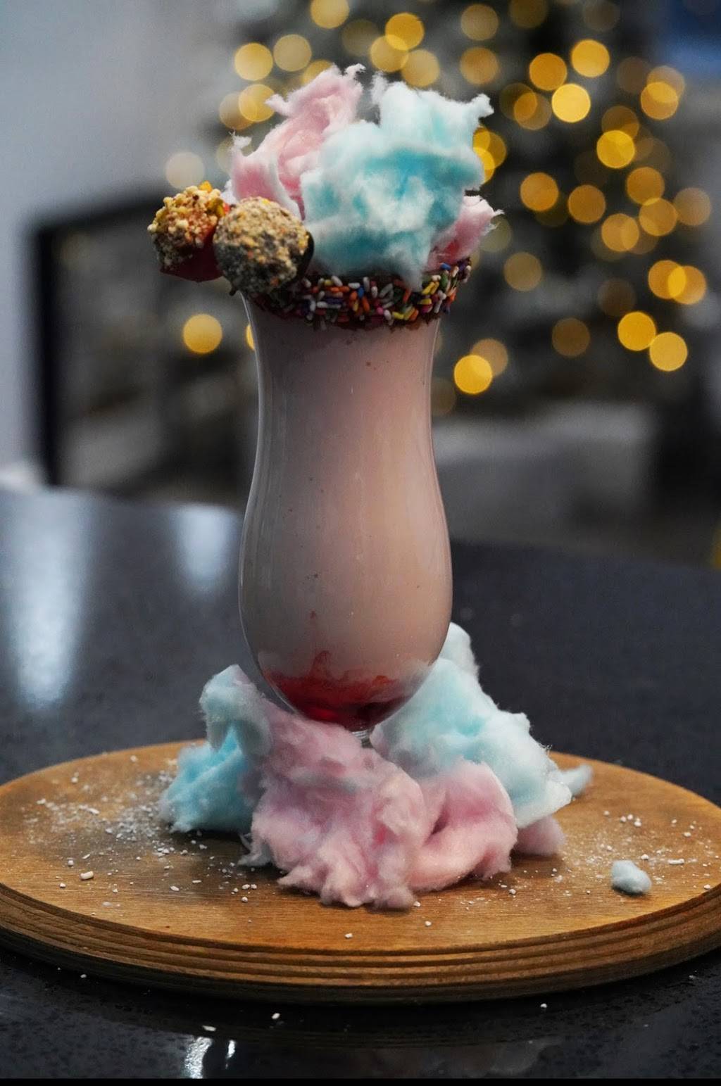 Khalils Kitchen | restaurant | 880 Main St, Brockton, MA 02301, USA | 5086491996 OR +1 508-649-1996