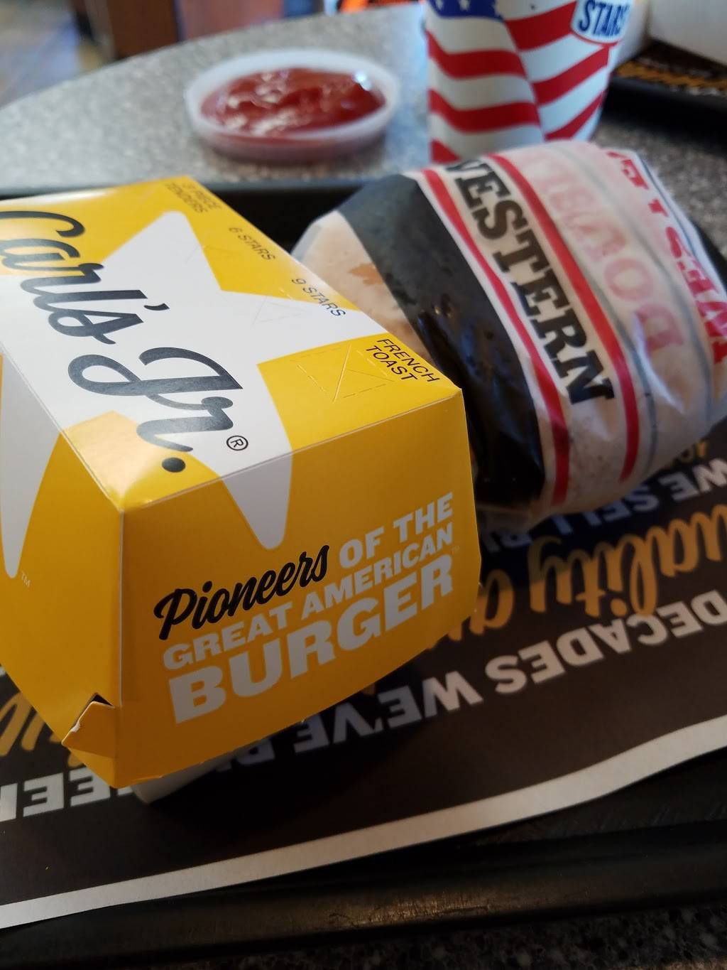 Carls Jr. | restaurant | 3240 Yorba Linda Blvd, Fullerton, CA 92831, USA | 7145285910 OR +1 714-528-5910