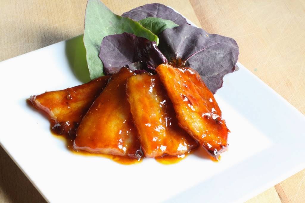 McLaddens Northampton | restaurant | 27 Pleasant St, Northampton, MA 01060, USA | 4133413680 OR +1 413-341-3680