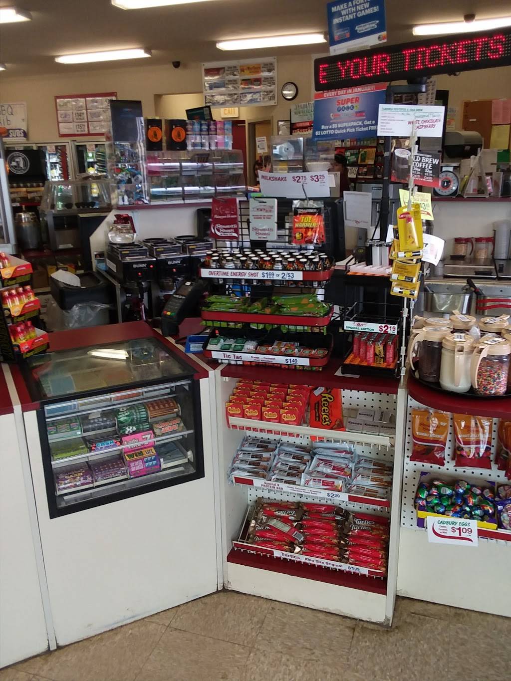 Stewarts Shops | cafe | 4032 NY-30, Esperance, NY 12066, USA | 5188756808 OR +1 518-875-6808