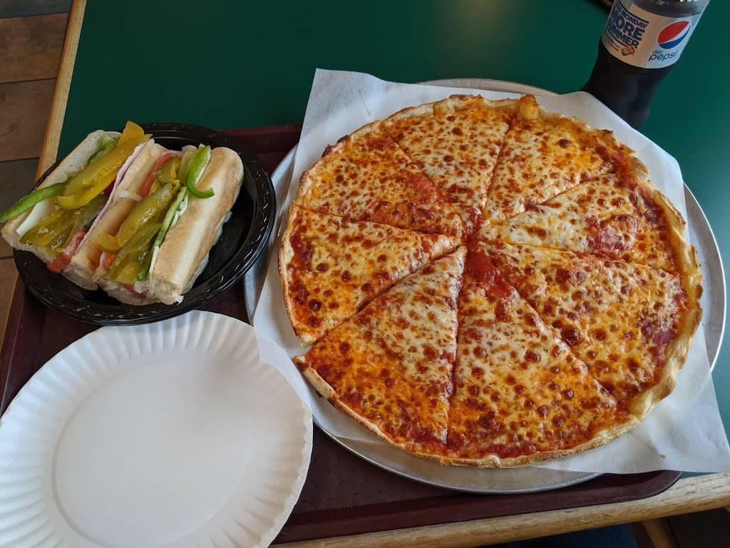 Sams Italian Foods | restaurant | 137 Civic Center Dr, Augusta, ME 04330, USA | 2076234040 OR +1 207-623-4040