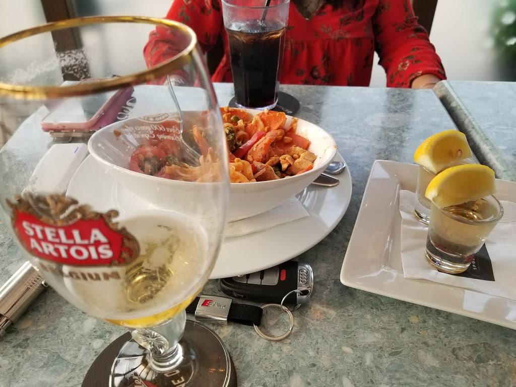 Shoeless Joes | restaurant | 367 Guelph St, Georgetown, ON L7G 4B6, Canada | 9058733157 OR +1 905-873-3157