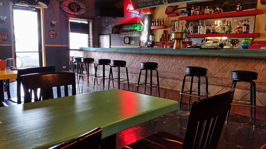 Copas | restaurant | 304 N Cedar Lake Rd, Round Lake, IL 60073, USA | 8475464433 OR +1 847-546-4433