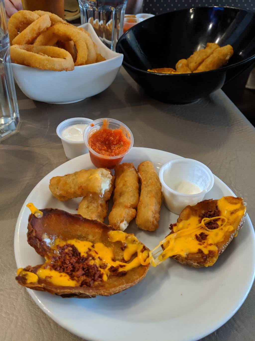 Ailes Buffalo Restaurant | restaurant | 310 Boulevard Thibeau local 3, Trois-Rivières, QC G8T 2M4, Canada | 8193712091 OR +1 819-371-2091