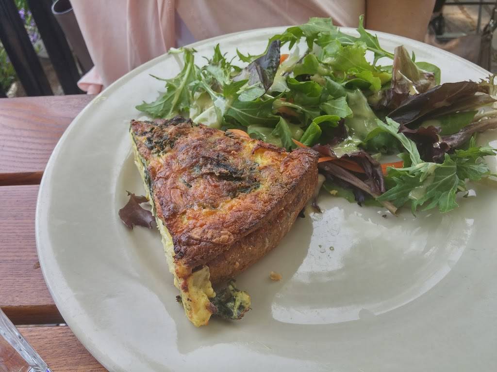 Le Pain Quotidien | restaurant | 2 W 69th St, New York, NY 10023, USA | 6462333768 OR +1 646-233-3768