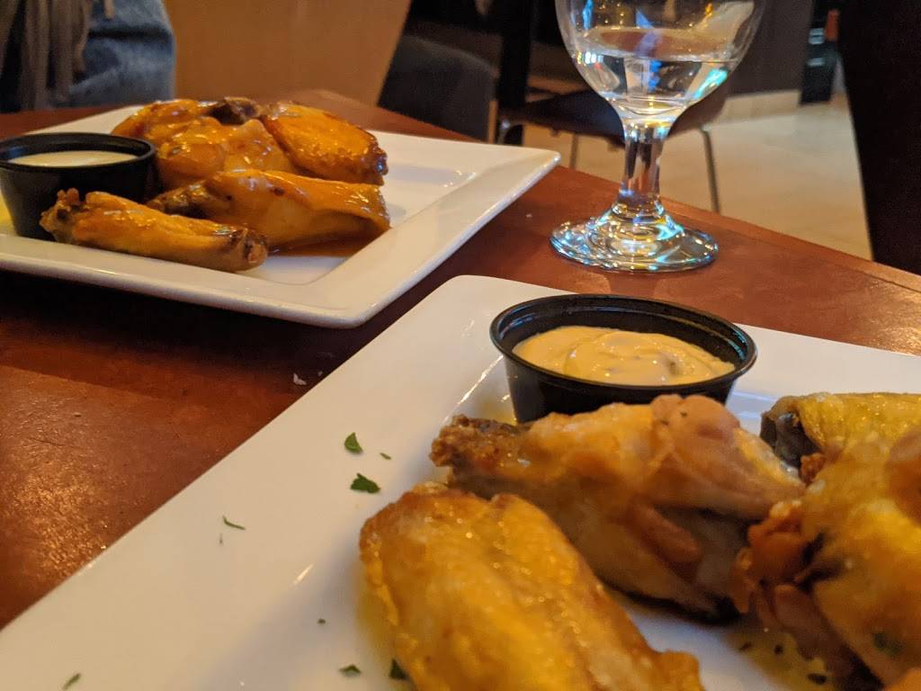 Plaza Bar and Kitchen | restaurant | 59 De Pasquale Ave, Providence, RI 02903, USA | 4013318240 OR +1 401-331-8240