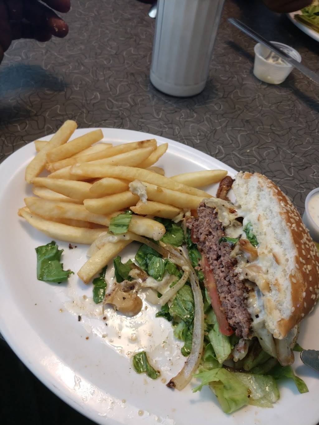 Mels Diner | restaurant | 1747 Grand Ave, Phoenix, AZ 85007, USA | 6022528283 OR +1 602-252-8283